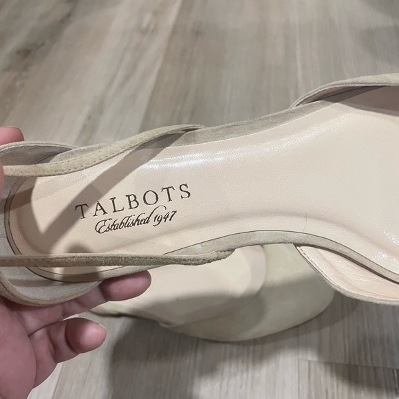 Talbots flats good condition sz 9 - Picture 4 of 7
